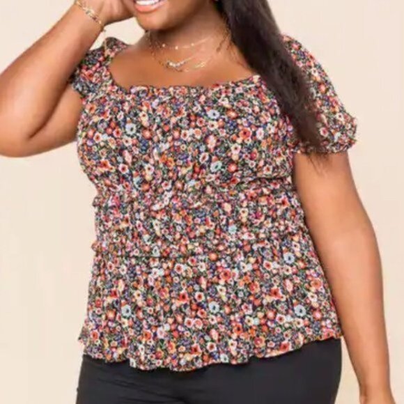 Mi Ami Women Tyler Floral Sheer Smocked Blouse Pluz Size 2X - Picture 1 of 14